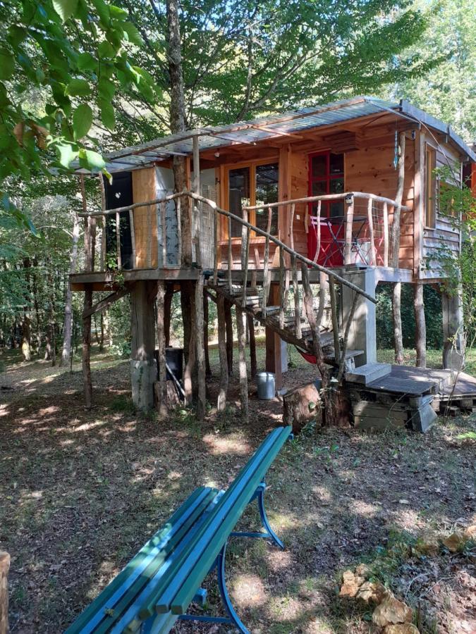 La Cabane De L'Oiseau Couze-et-Saint-Front Екстер'єр фото